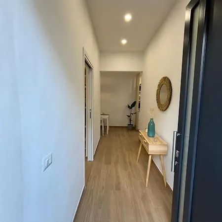 Apartment La Maison - A 200m Dal Porto Civitavecchia