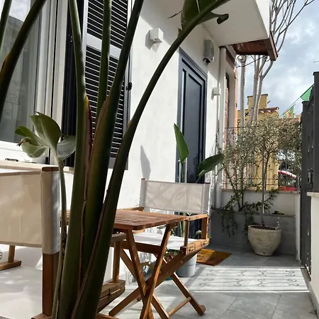 La Maison - A 200m Dal Porto Apartment