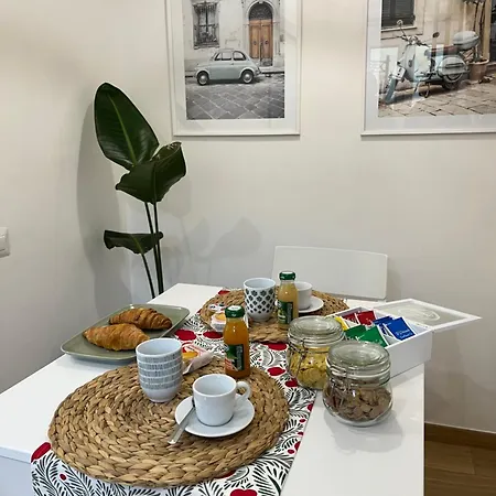 La Maison - A 200m Dal Porto Apartment